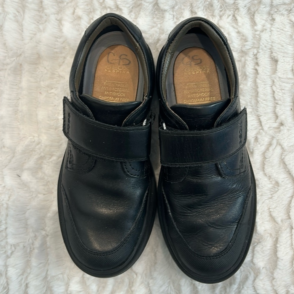 Geox Kids Italian leather black strap closure shoes
Jr Riddock Little Kid 31